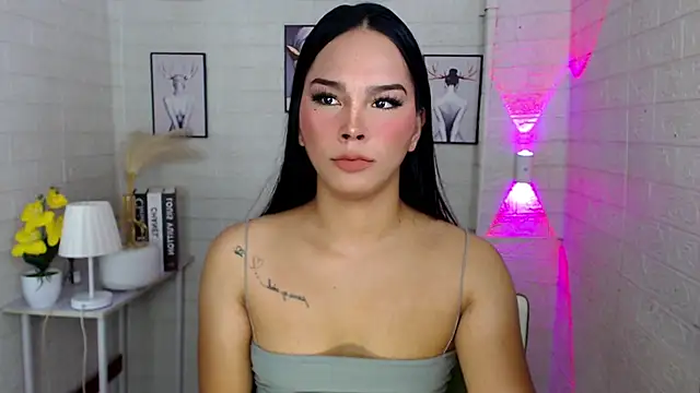 urnaughtydolly69 online show from 10/21/25, 11:20