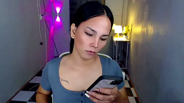 urnaughtydolly69 online show from 05/07/26, 01:36