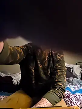 bikerbeard696 online show from 04/19/26, 08:37