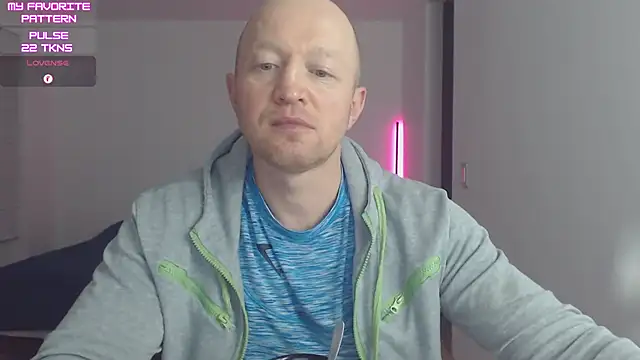 Snapshot of kevintyler69 chatting on 04/13/26, 01:53 kevintyler69 online show from 04/13/26, 01:53