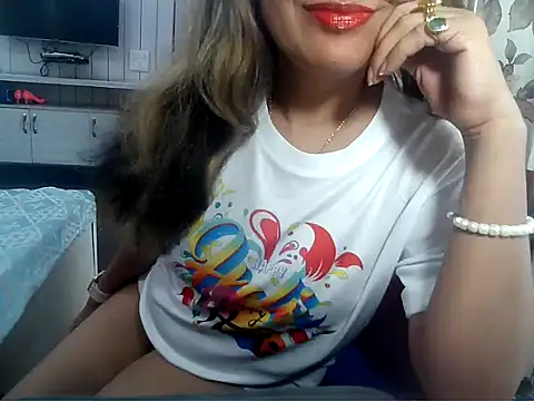 Snapshot of yourradhika chatting on 03/14/25, 06:21 yourradhika online show from 03/14/25, 06:21