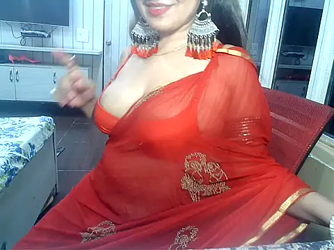 Snapshot of yourradhika chatting on 03/18/25, 05:55 yourradhika online show from 03/18/25, 05:55