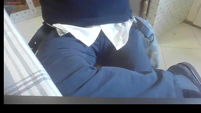 Snapshot of polloiw chatting on 02/24/26, 11:44 polloiw online show from 02/24/26, 11:44