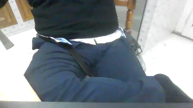 Snapshot of polloiw chatting on 11/01/25, 05:40 polloiw online show from 11/01/25, 05:40