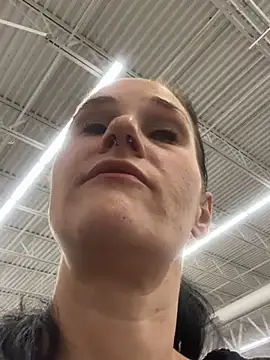 Snapshot of lolabunny9 chatting on 02/14/25, 04:41 lolabunny9 online show from 02/14/25, 04:41