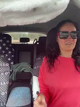 Snapshot of lolabunny9 chatting on 02/12/25, 07:13 lolabunny9 online show from 02/12/25, 07:13