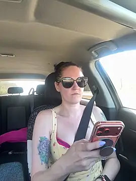 lolabunny9 online show from 03/07/26, 06:35