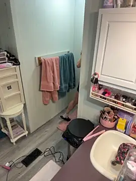 lolabunny9 online show from 05/16/26, 03:44