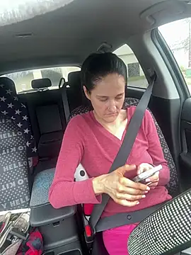 Snapshot of lolabunny9 chatting on 03/16/25, 08:10 lolabunny9 online show from 03/16/25, 08:10