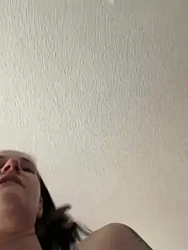 lolabunny9 online show from 02/07/26, 04:26