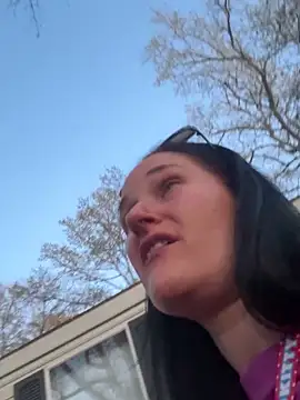 Snapshot of lolabunny9 chatting on 03/21/25, 11:45 lolabunny9 online show from 03/21/25, 11:45