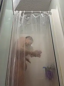 lolabunny9 online show from 04/12/26, 03:37