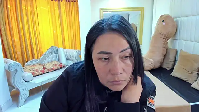 gaby trent online show from 10/23/25, 02:16