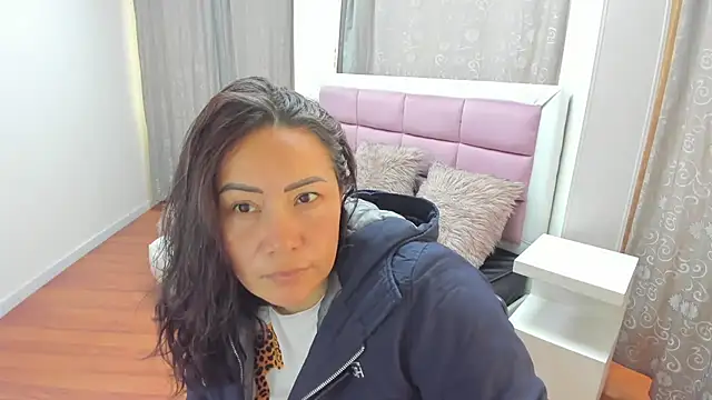 gaby trent online show from 07/21/26, 02:40