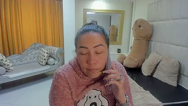 Snapshot of gaby_trent chatting on 02/03/26, 02:44 gaby trent online show from 02/03/26, 02:44