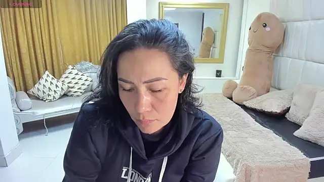 gaby trent online show from 11/28/25, 12:05