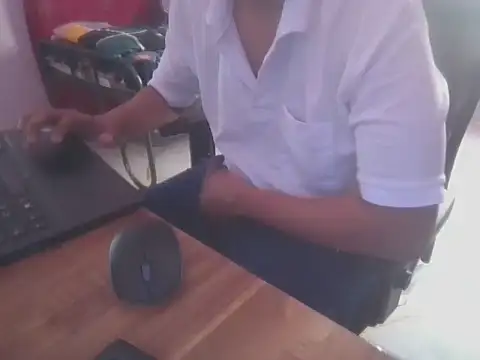 Rahulhjkl online show from 10/07/25, 06:25