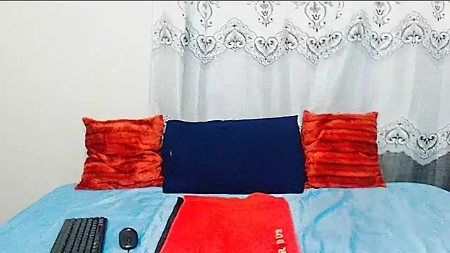 NikkyJigglesX online show from 12/21/25, 12:07