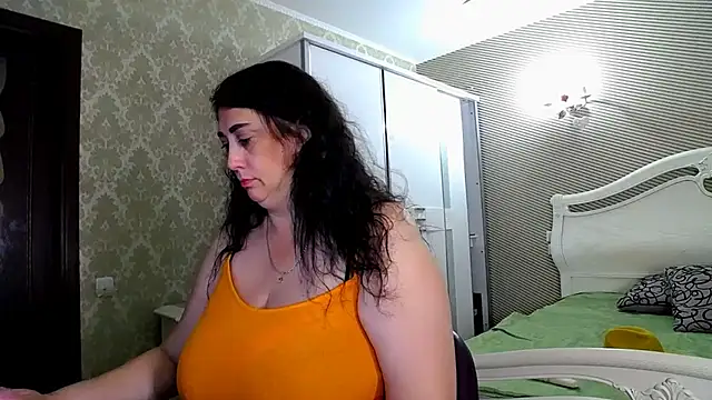 Snapshot of Evelyn_Shy chatting on 06/30/26, 08:47 Evelyn Shy online show from 06/30/26, 08:47