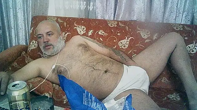 Snapshot of husoizmir chatting on 03/11/25, 10:42 husoizmir online show from 03/11/25, 10:42