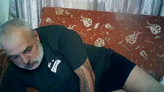 Snapshot of husoizmir chatting on 03/20/25, 06:31 husoizmir online show from 03/20/25, 06:31