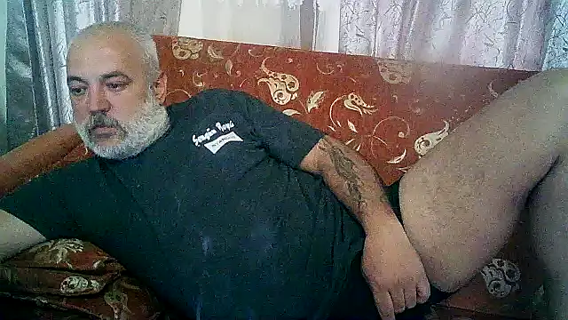 Snapshot of husoizmir chatting on 03/19/25, 02:24 husoizmir online show from 03/19/25, 02:24
