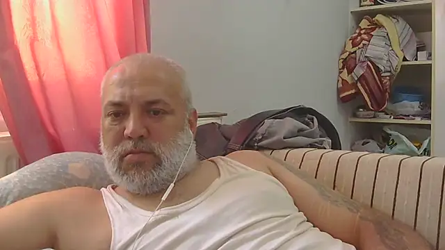 Snapshot of husoizmir chatting on 07/02/26, 01:39 husoizmir online show from 07/02/26, 01:39