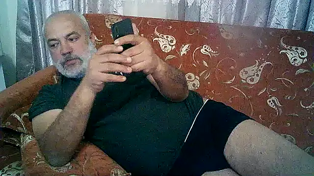 Snapshot of husoizmir chatting on 03/21/25, 12:51 husoizmir online show from 03/21/25, 12:51