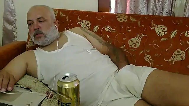 Snapshot of husoizmir chatting on 09/12/25, 10:04 husoizmir online show from 09/12/25, 10:04