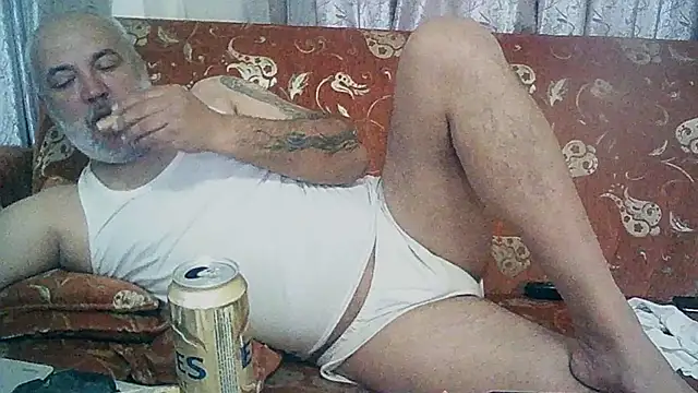 Snapshot of husoizmir chatting on 03/15/25, 05:48 husoizmir online show from 03/15/25, 05:48