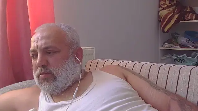 Snapshot of husoizmir chatting on 07/15/26, 10:55 husoizmir online show from 07/15/26, 10:55