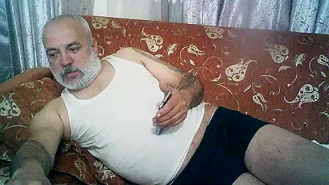 Snapshot of husoizmir chatting on 03/18/25, 12:51 husoizmir online show from 03/18/25, 12:51