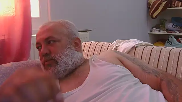 Snapshot of husoizmir chatting on 07/16/26, 09:50 husoizmir online show from 07/16/26, 09:50