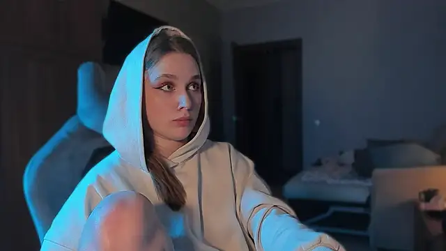 Snapshot of Rachel_Ro chatting on 01/11/25, 11:35 Rachel Ro online show from 01/11/25, 11:35