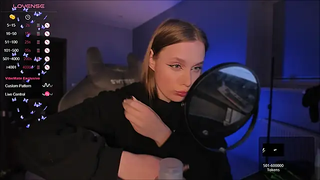 Snapshot of Rachel_Ro chatting on 12/09/24, 10:52 Rachel Ro online show from 12/09/24, 10:52