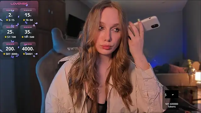 Snapshot of Rachel_Ro chatting on 01/31/25, 09:37 Rachel Ro online show from 01/31/25, 09:37