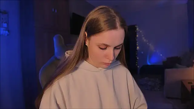 Snapshot of Rachel_Ro chatting on 01/24/25, 03:02 Rachel Ro online show from 01/24/25, 03:02