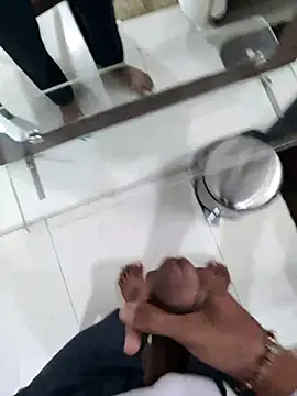 Snapshot of GUJJU_GUJARATI chatting on 09/15/25, 09:32 GUJJU GUJARATI online show from 09/15/25, 09:32