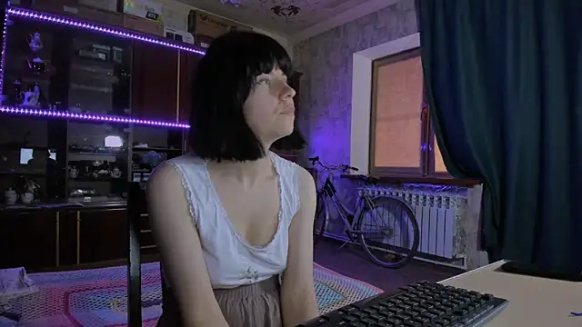 Snapshot of pa1e_pr1ncess chatting on 06/29/26, 07:37 pa1e pr1ncess online show from 06/29/26, 07:37