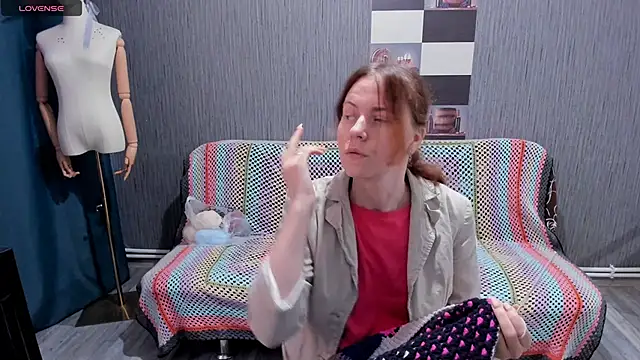 pa1e pr1ncess online show from 10/10/25, 07:42