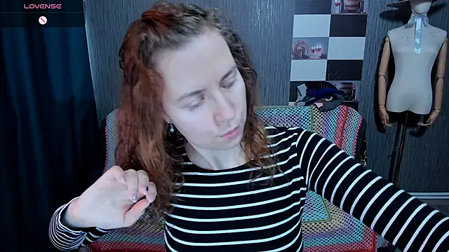 pa1e pr1ncess online show from 10/31/25, 07:05