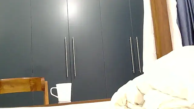 katt008 online show from 10/12/25, 03:19