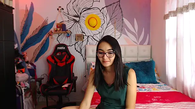 LinzyBaner online show from 12/02/24, 09:45