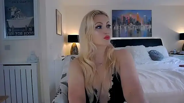 Snapshot of AlbanyWhite chatting on 06/03/26, 02:33 AlbanyWhite online show from 06/03/26, 02:33