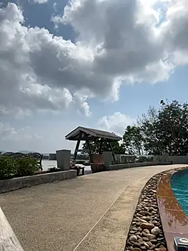 MonicaMilz online show from 02/02/25, 07:41