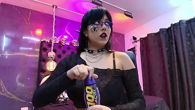 AlexHoe  online show from 03/13/25, 06:56