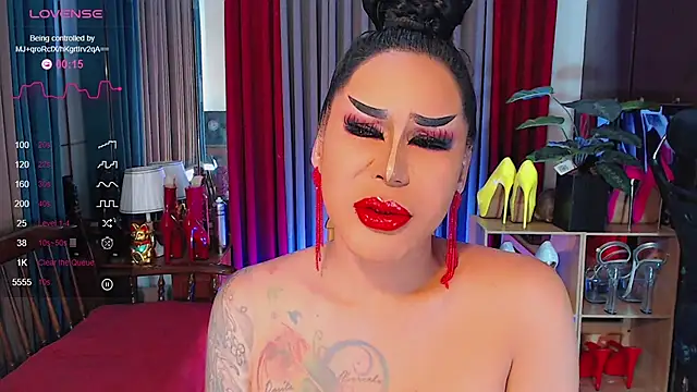 bubblebuttkate online show from 11/17/25, 03:32