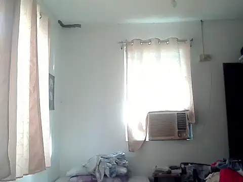 Snapshot of bigcockkyla chatting on 02/14/26, 11:27 bigcockkyla online show from 02/14/26, 11:27