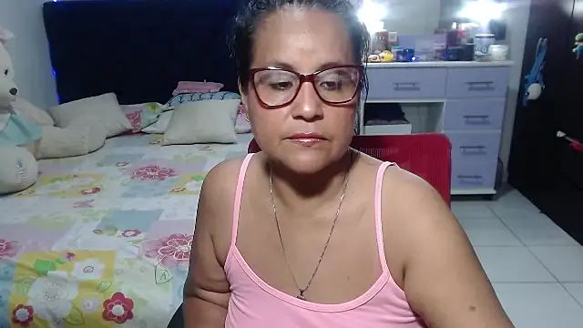 pervert mommy  online show from 04/20/26, 10:18