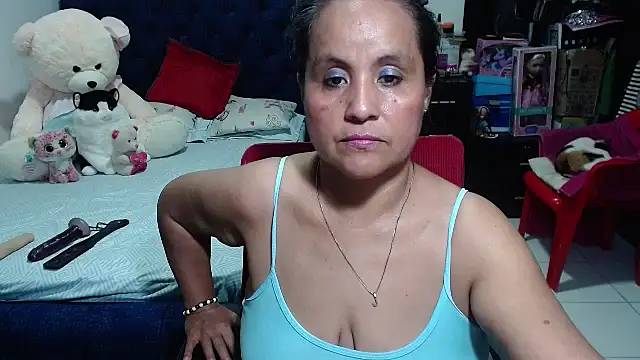 Snapshot of pervert_mommy_ chatting on 03/05/25, 02:12 pervert mommy online show from 03/05/25, 02:12